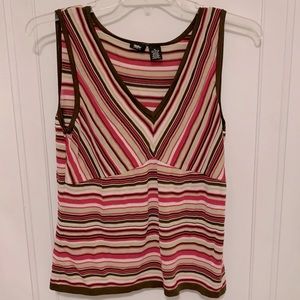 Striped v-neck sleeveless top women’s XL